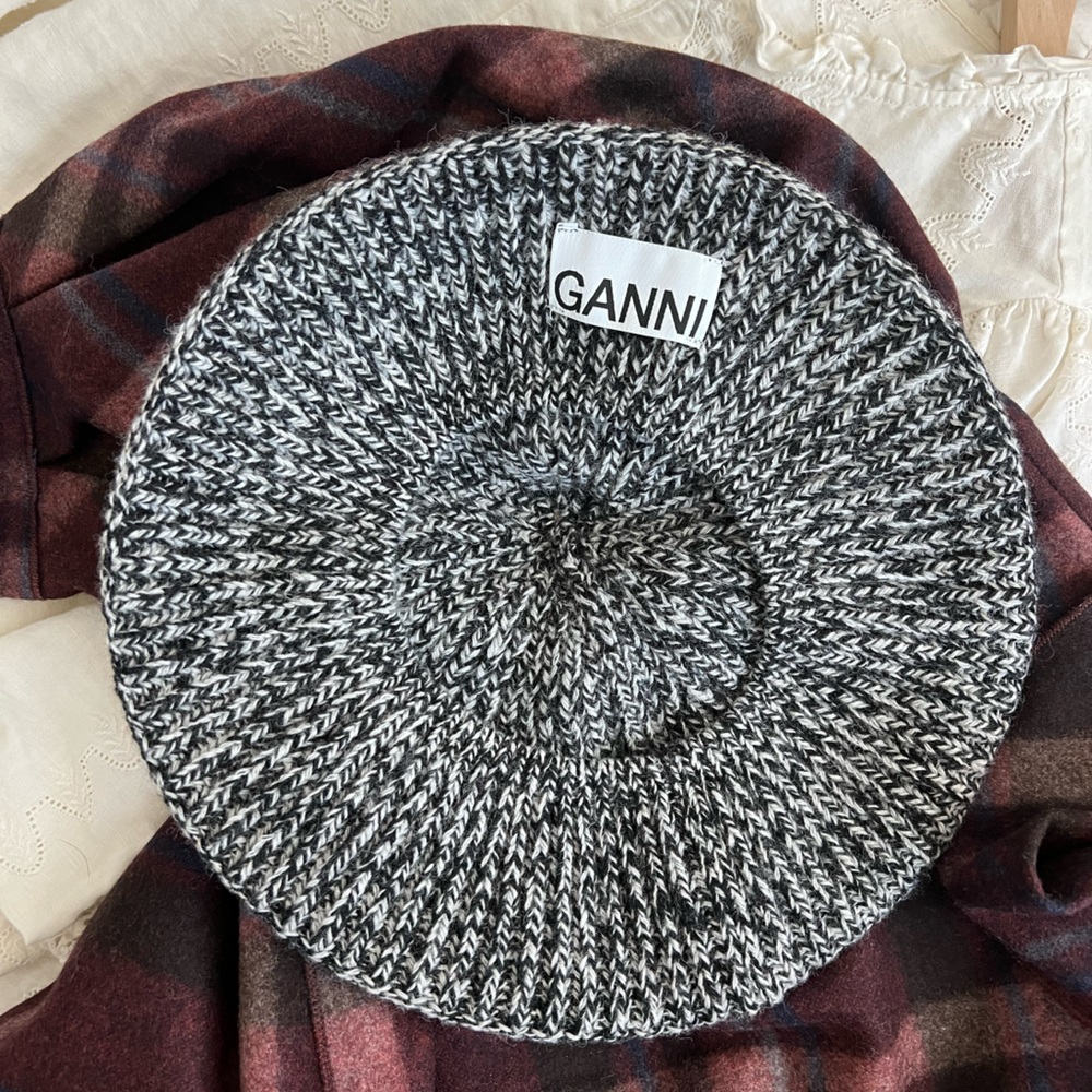 GANNI knit beret hat beanie